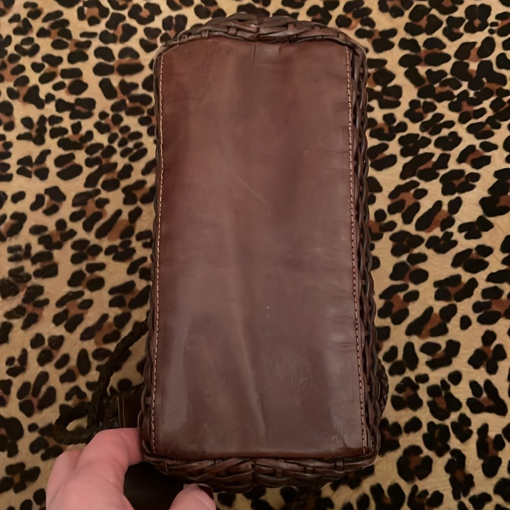 Cee Klein Woven Leather Crossbody Bag - Picture 13 of 13